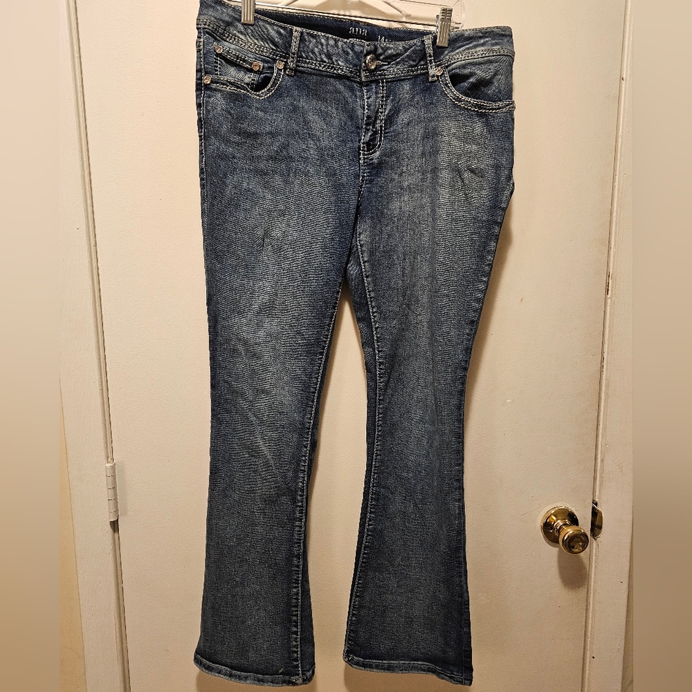 Women's Blue Jeans